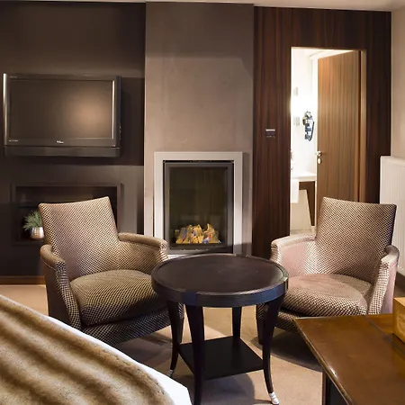 Le Parc Devient Yona 4*