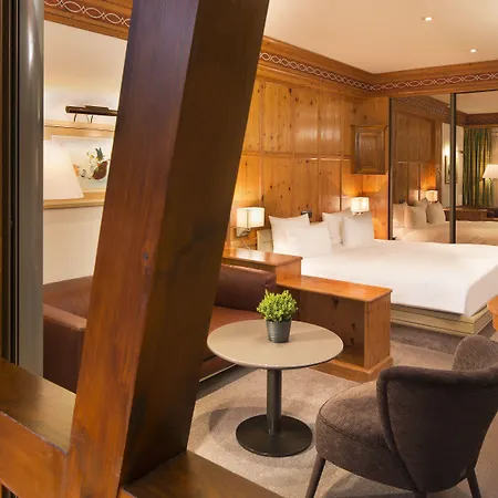 Hotel Le Parc Devient Yona