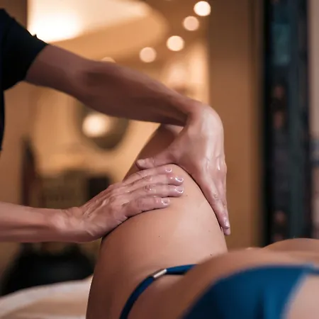 Le Parc Devient Yona 4*