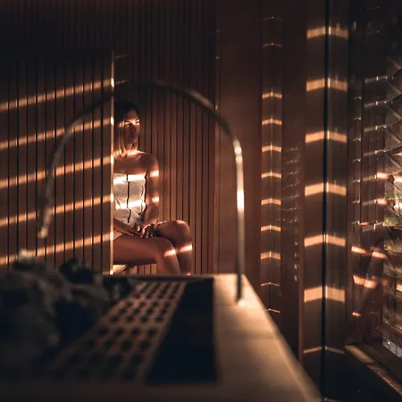 Le Parc Devient Yona Hotell