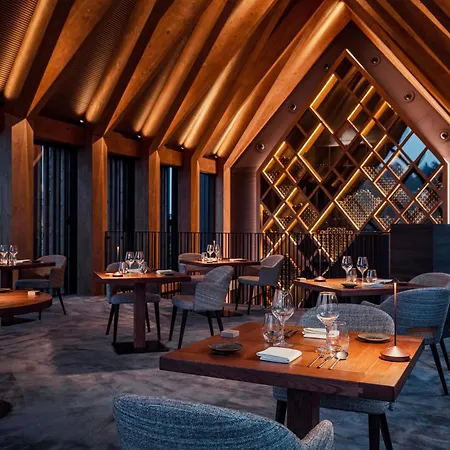 Yona Ex Le Parc Hotel Hotel