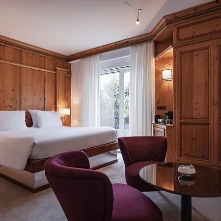 Yona Ex Le Parc Hotel 4*