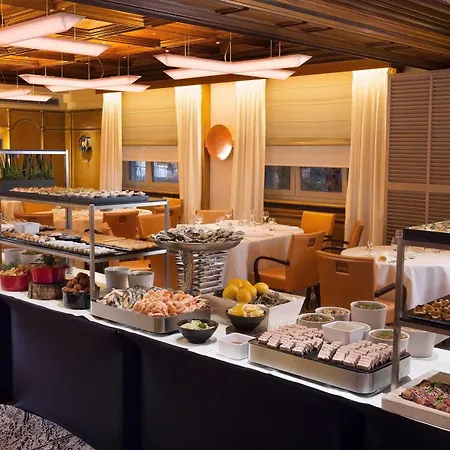Le Parc & Yonaguni Hotel