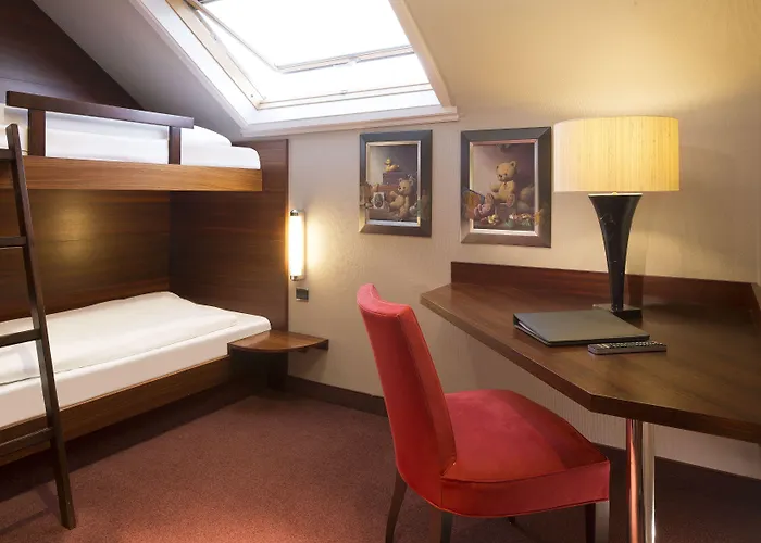 Hotel Le Parc Devient Yona 4*