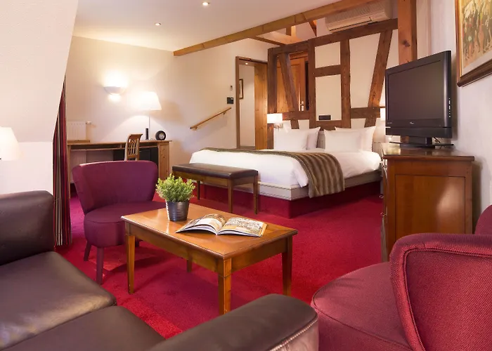 Hotel Yona Ex Le Parc Hotel 4*