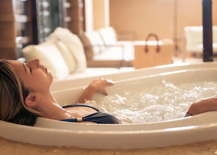 Hotel Yona Ex Le Parc Hotel